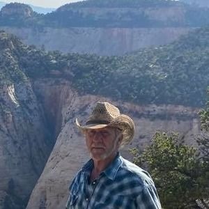 Meet your Posher, Lowell